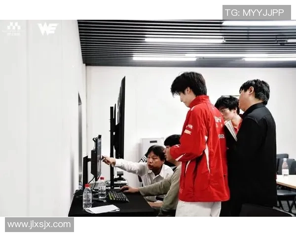 全明星赛回顾：WE战队展现出卓越的战术灵活性与团队协作能力